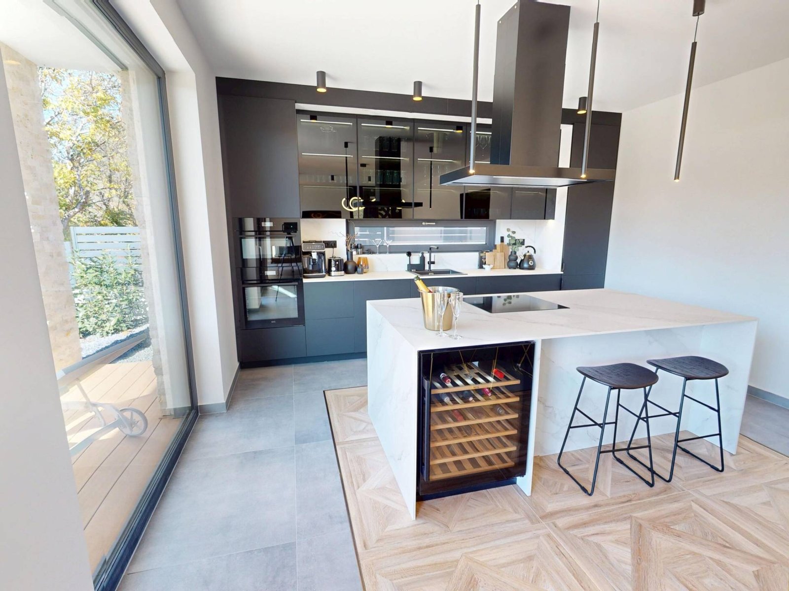 Balaton House Kitchen Scaled